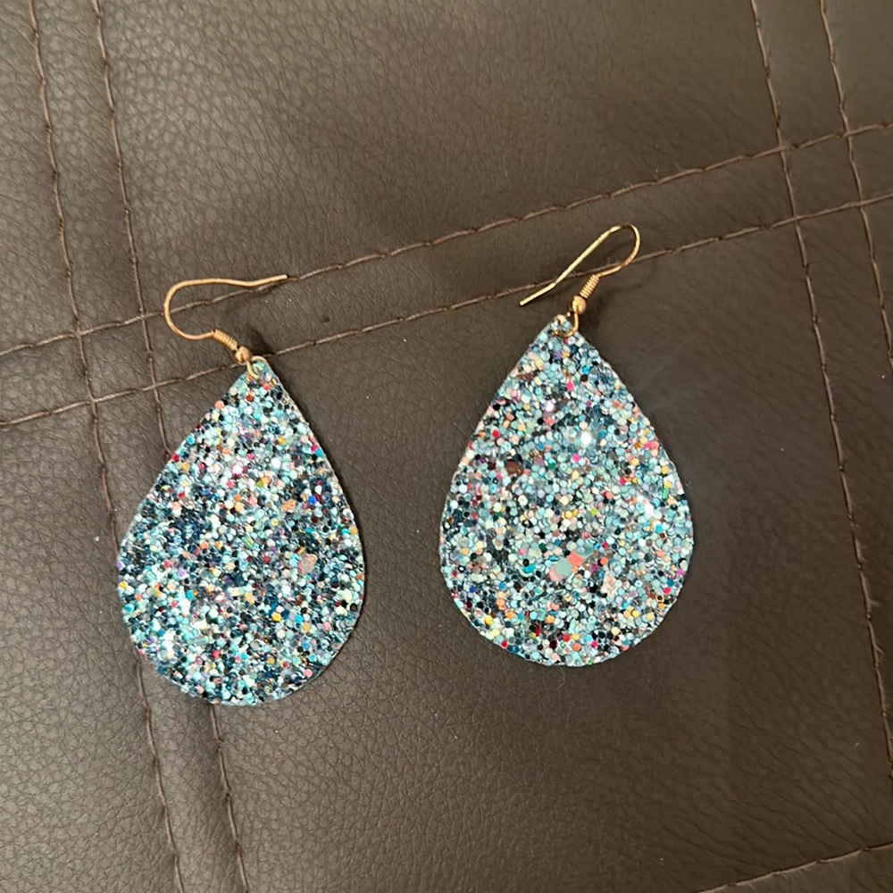 Glitter teardrop earrings